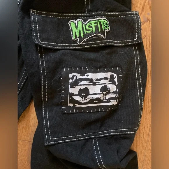 Black Graphic Men's Pants - Picture 3 of 4